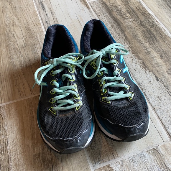 ASICS dynamic duomax, size 8 - Picture 2 of 8